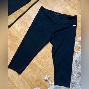 Calvin Klein Cropped Leggings